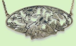 Als Collier oval durchbroche in Sterlingsilber Als Collier oval durchbroche in Sterlingsilber