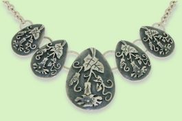 Als 5 teiliges Collier Tropfen unten in Sterlingsilber Als 5 teiliges Collier Tropfen unten in Sterlingsilber